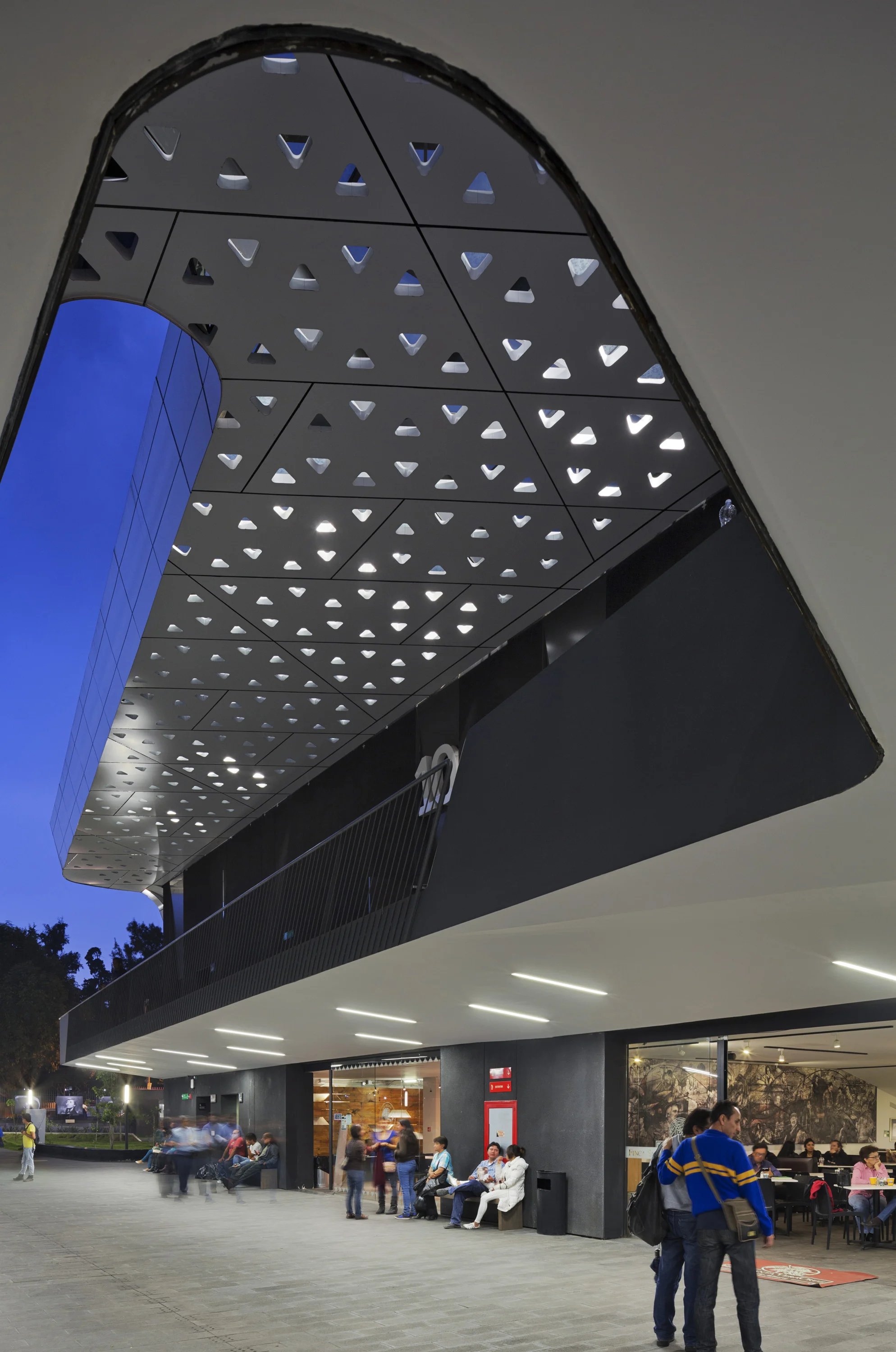Cineteca Nacional - Rojkind