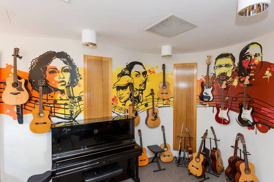 Create Hip Hop and Soul Beats