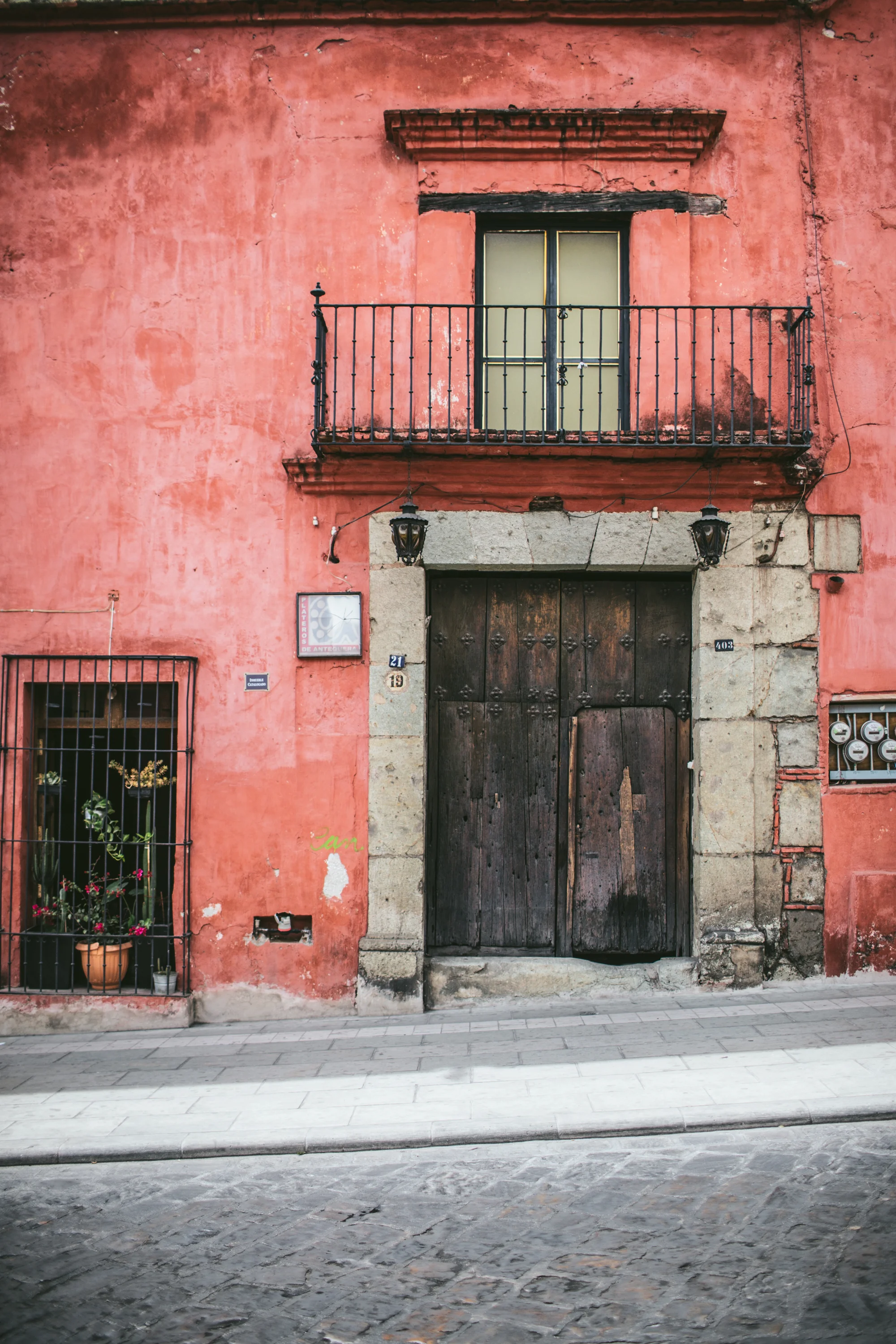Bright Sunny Travel Photography Lightroom Presets