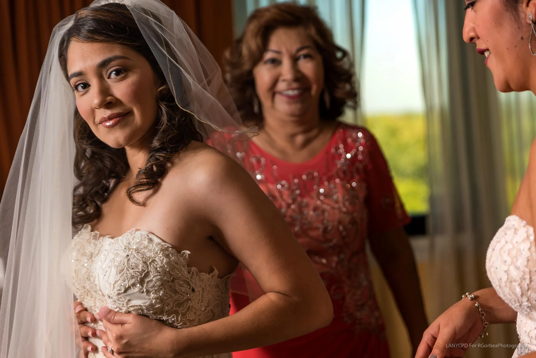 Carla&GusRGorbeaLANYCPhotography 00039.jpg
