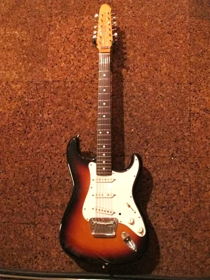 Fender Stratocaster XII
