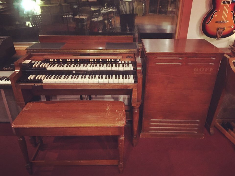 We are excited to announce that we are now the caretakers of Gregg Allman&rsquo;s old touring Hammond B3 organ and Leslie 122 cabinet.  These haven&rsquo;t been turned on in years, so it will be a bit of a process and time before they&rsquo;re availa