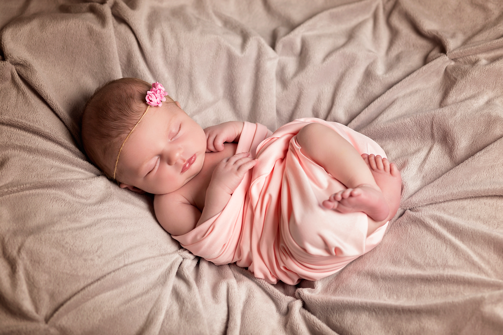 Aurora Ivy | Newborn