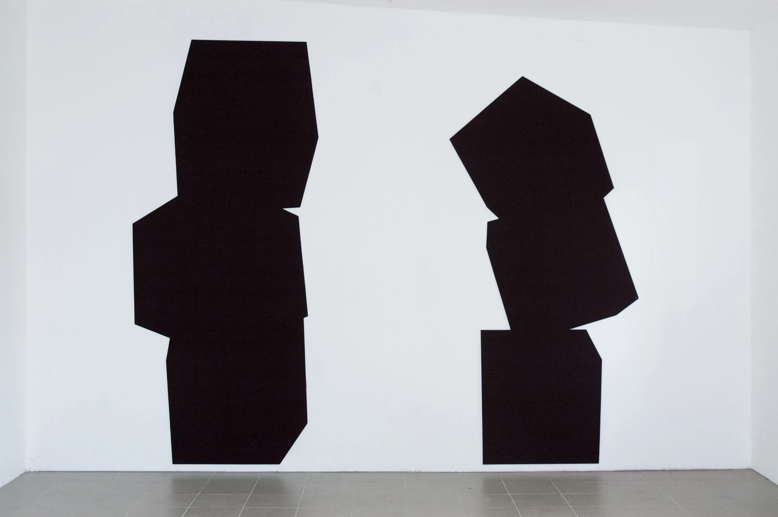 Drei Würfel II und IV , 2010 Three Cubes II and IV Dispersion auf Holz 275 x 112 cm, 260 x 112 cm