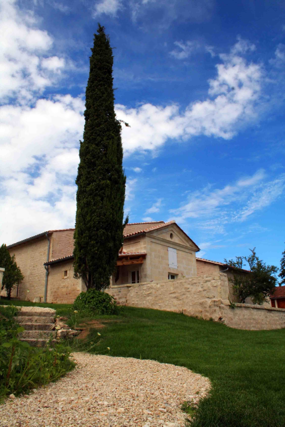 2. Cour, Courtyard.jpg