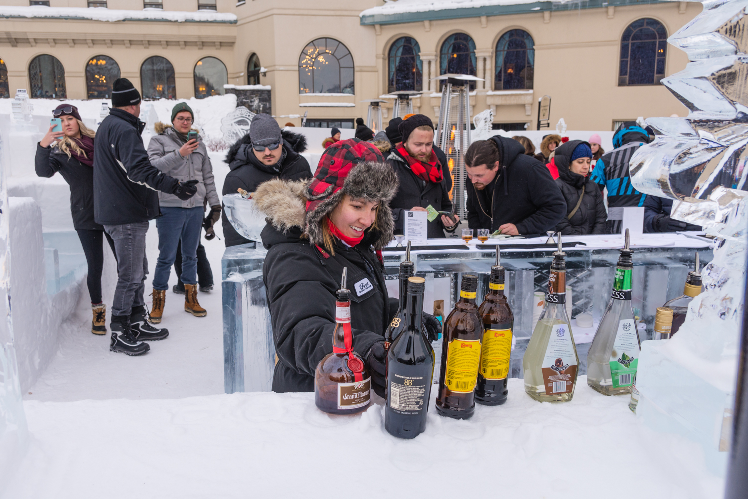 2016 12 28 Lake Louise Ice-254.jpg