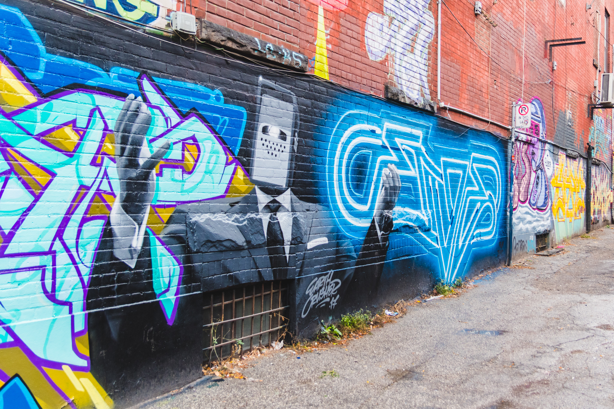 I have never been a fan of street art or graffiti, other than Banksy. But the artwork in graffiti alley was amazing.