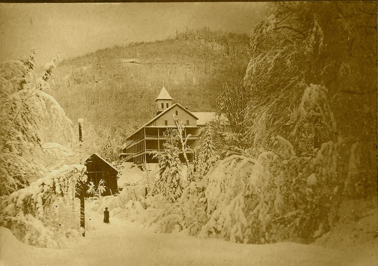 Holland House.jpg