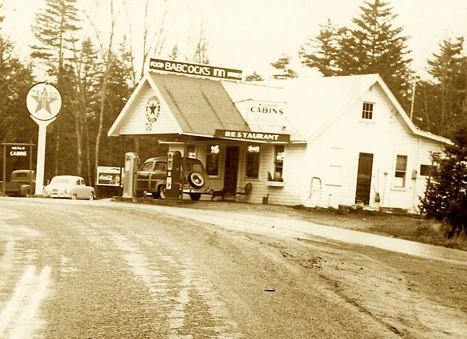 Babcocks-Drakes1946Edited.jpg