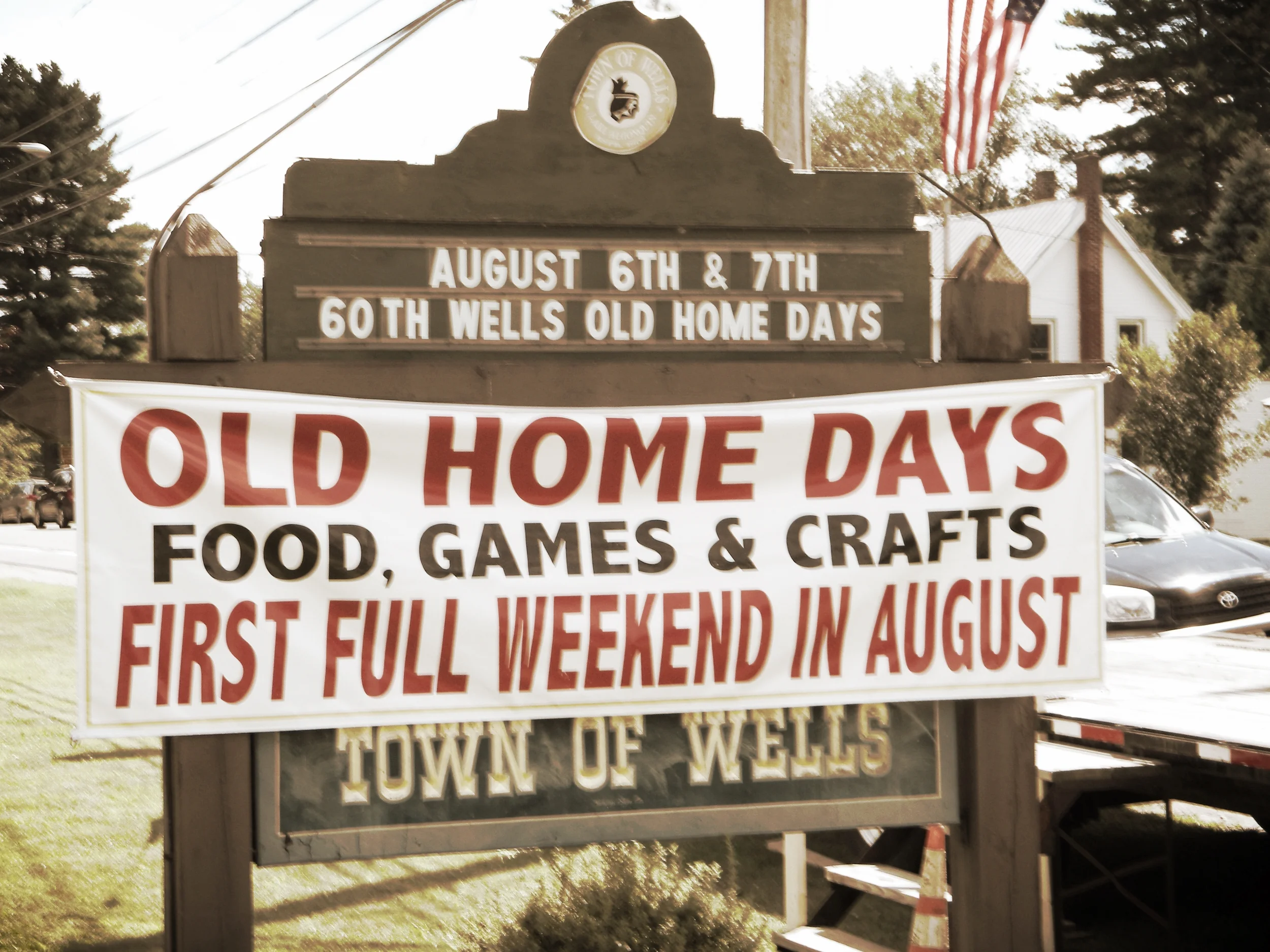 Wells Old Home Days sign 2010.jpg