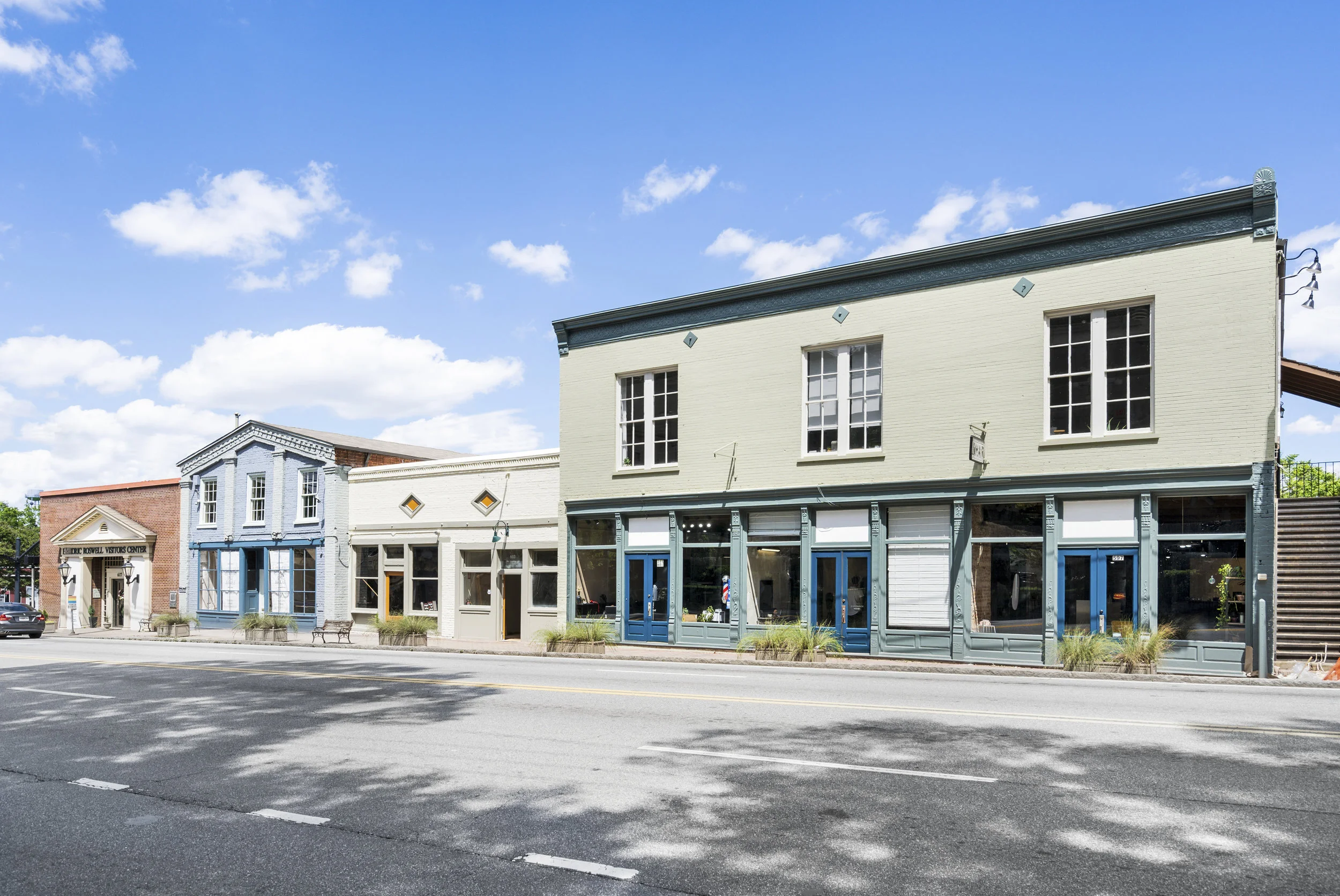 Roswell Square Shopping Center - 585-605 Atlanta St, Roswell, GA 30075