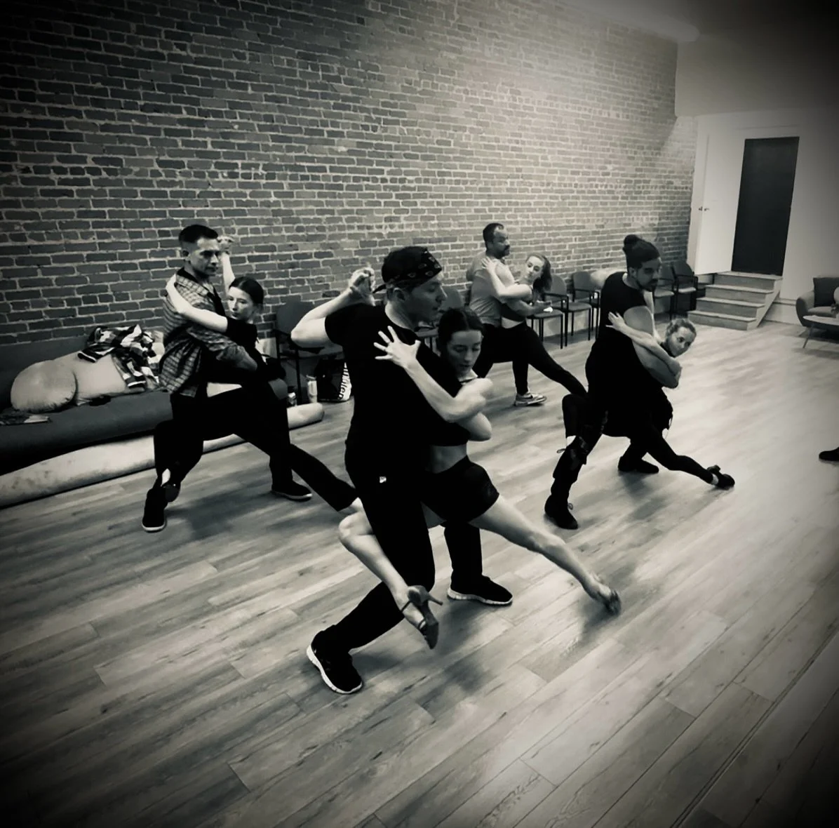 Tango Rehearsal for our Goth Ball! LEGZZZZZZZ FOR DAYS IN THIS GROUP! 🤩🦵😝😎🪩👯☠️🗝️ #dancer #director #actress #actor #tango #choreography #featurefilm #rehearsal @maksimkapitannikov @thewillem @jaredandrewhughes @ludvigispiryan @josevalenciaoffi
