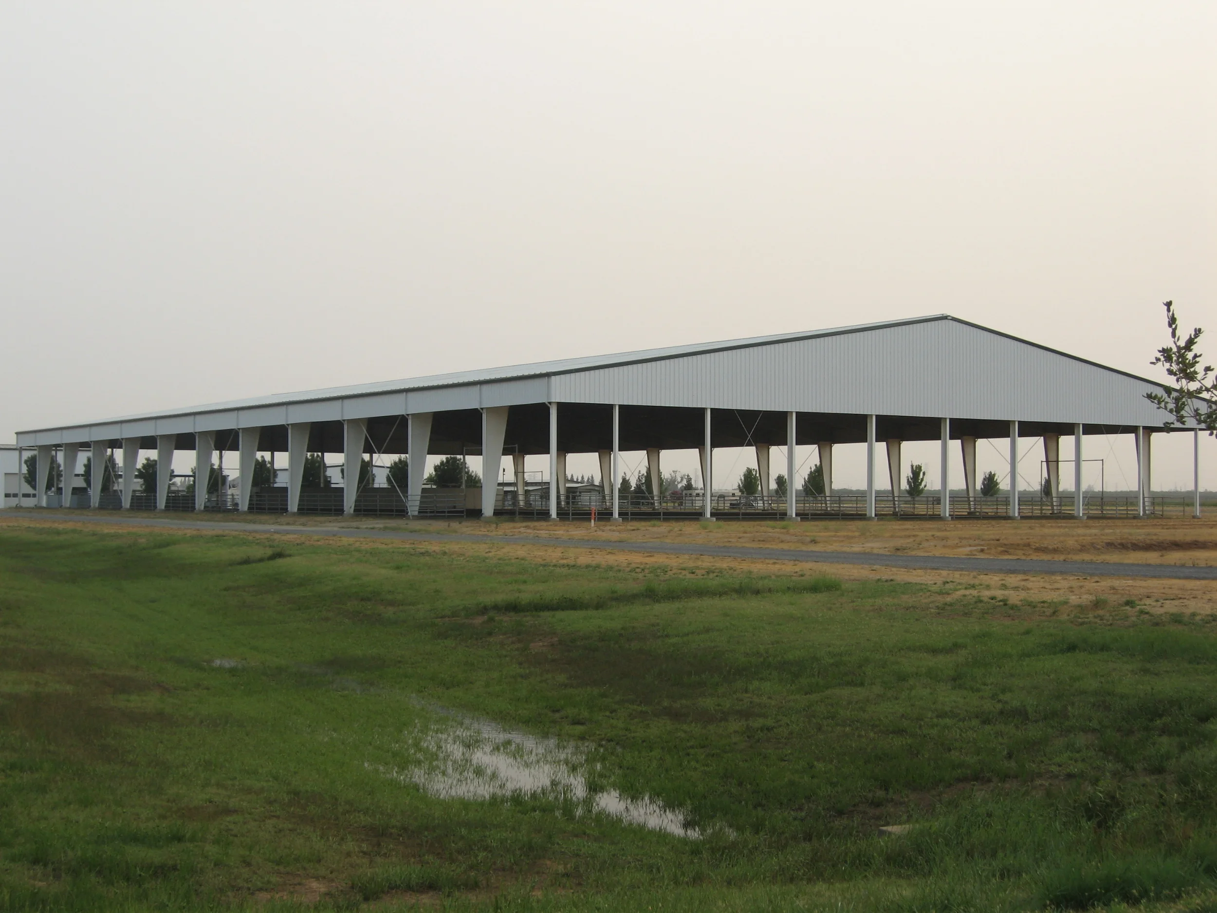  Located In Oakdale Ca. Horse Arena 