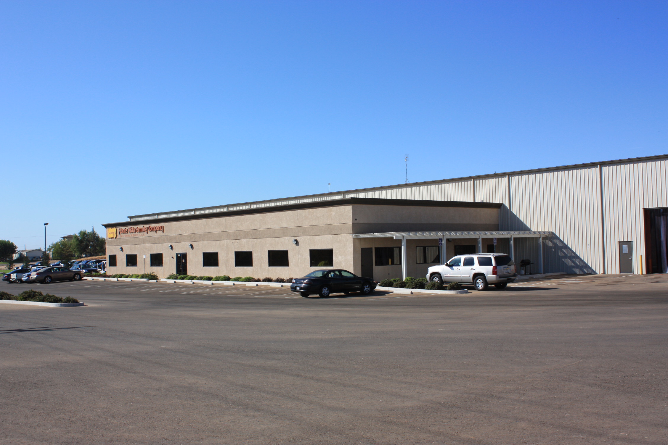  Located in Montpilier, Ca.&nbsp; Office and Almond Processing    