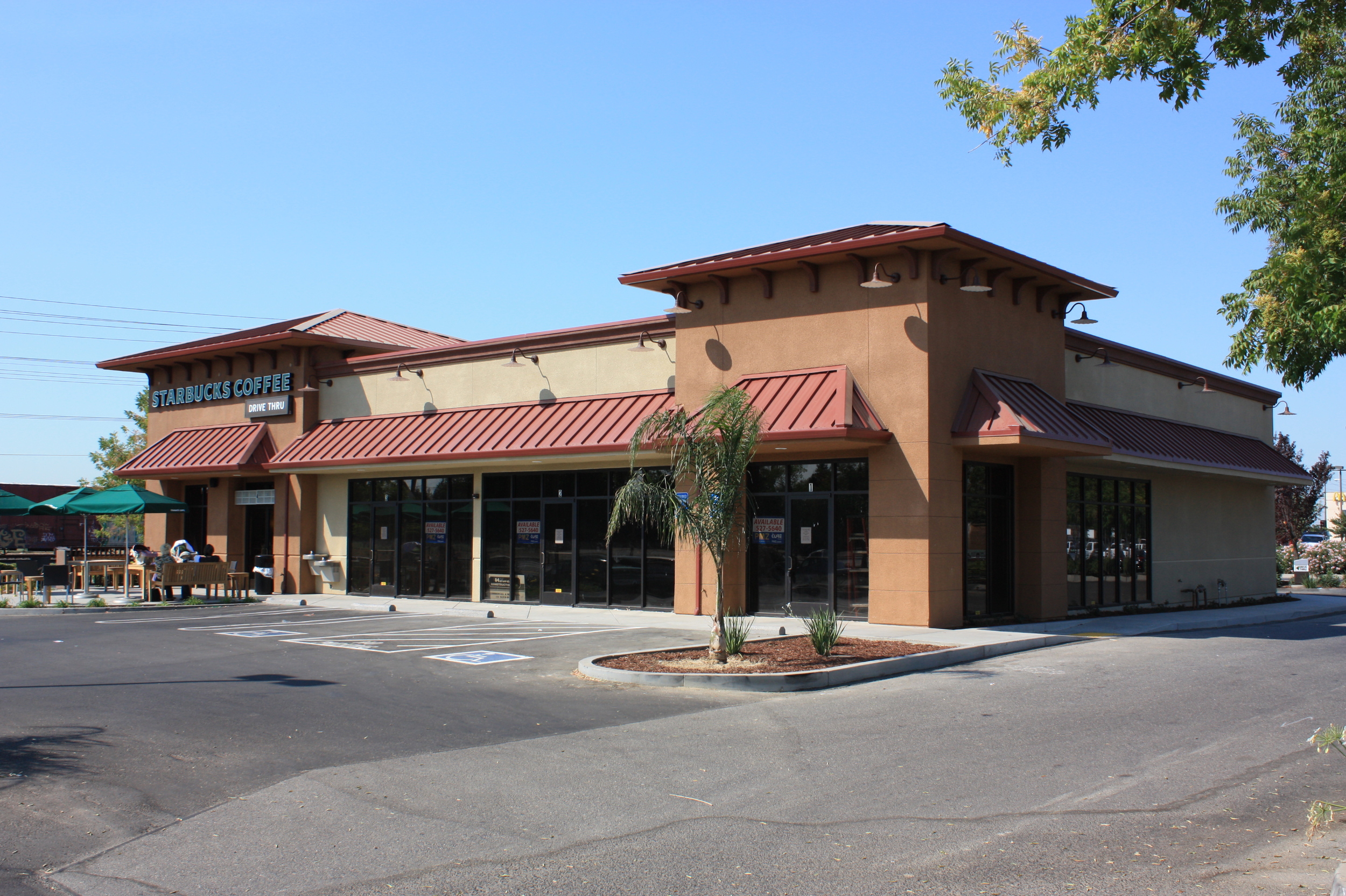 Retail Building Located in Modesto Ca.