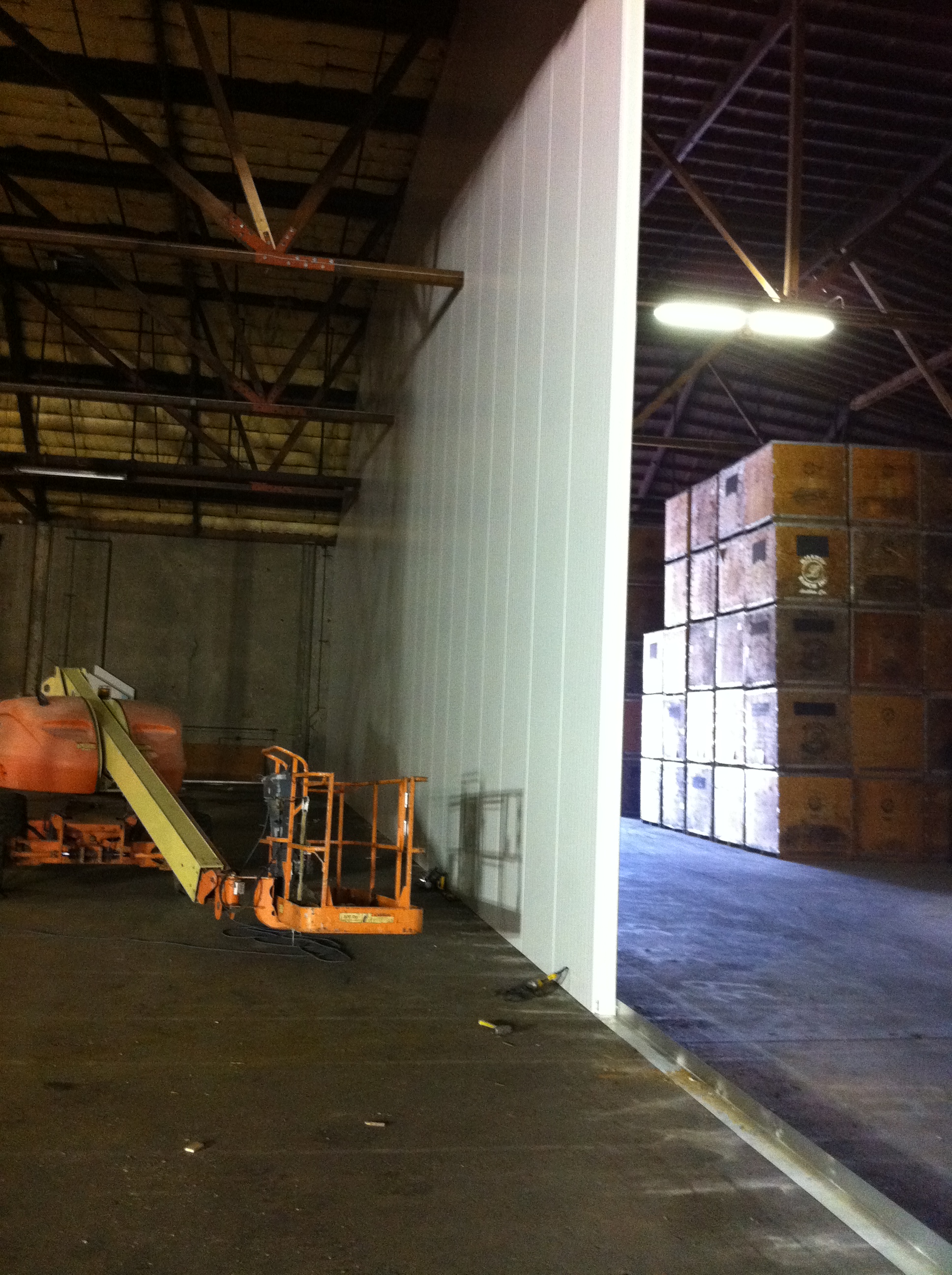 Located Merced Ca. Cold Storage Building
