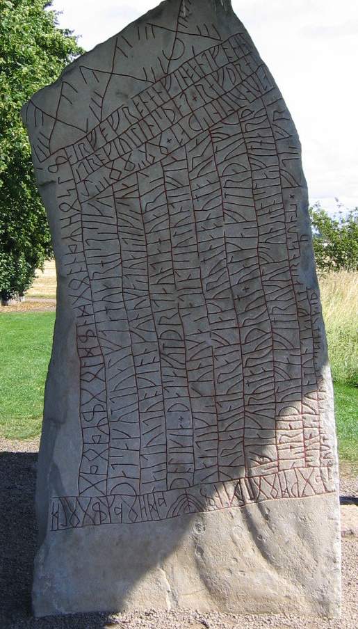 The Rök Runestone on a sunny day in southeastern Sweden. Image: Wikimedia Commons .