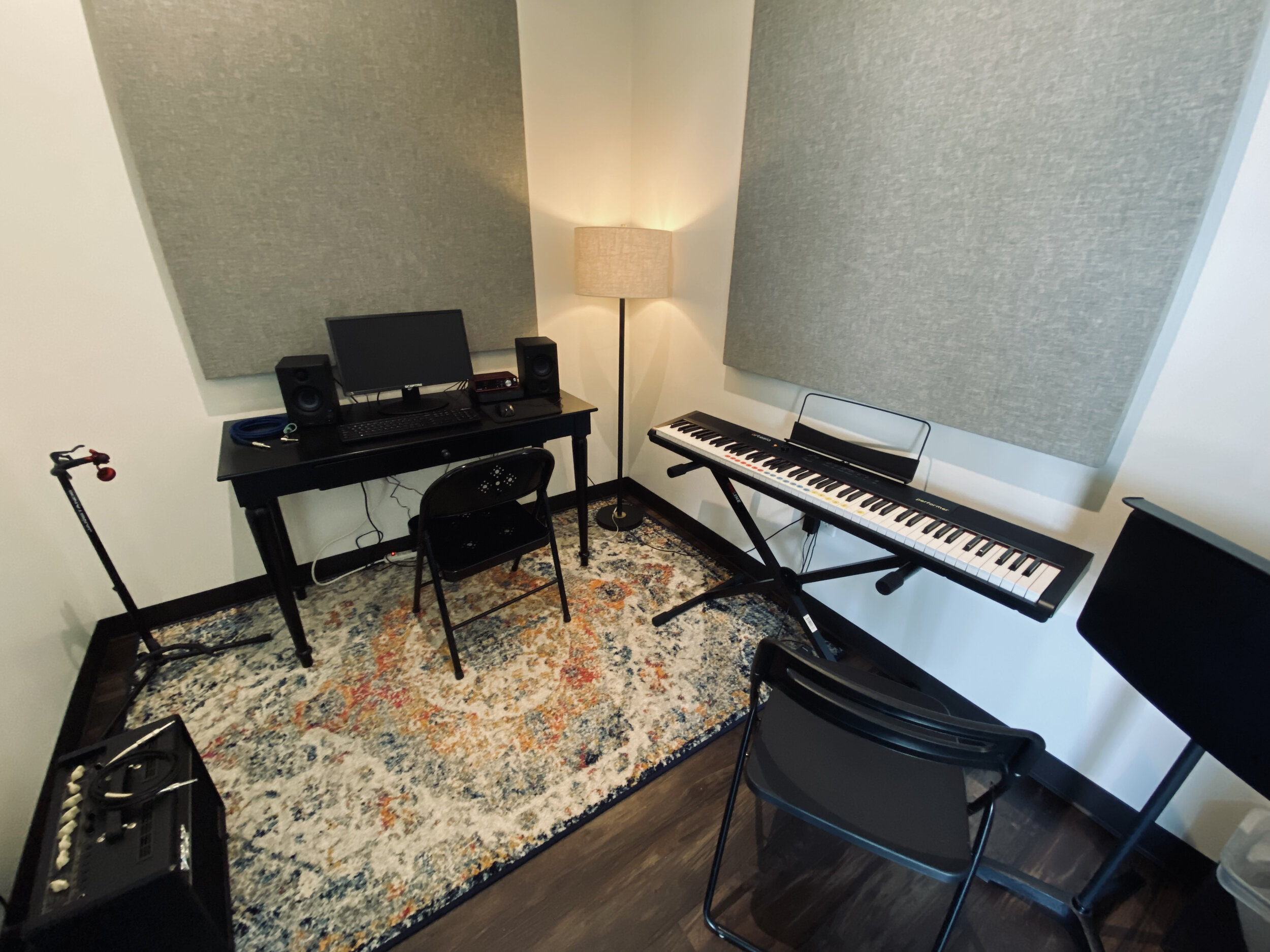 SONGWRITING ROOM