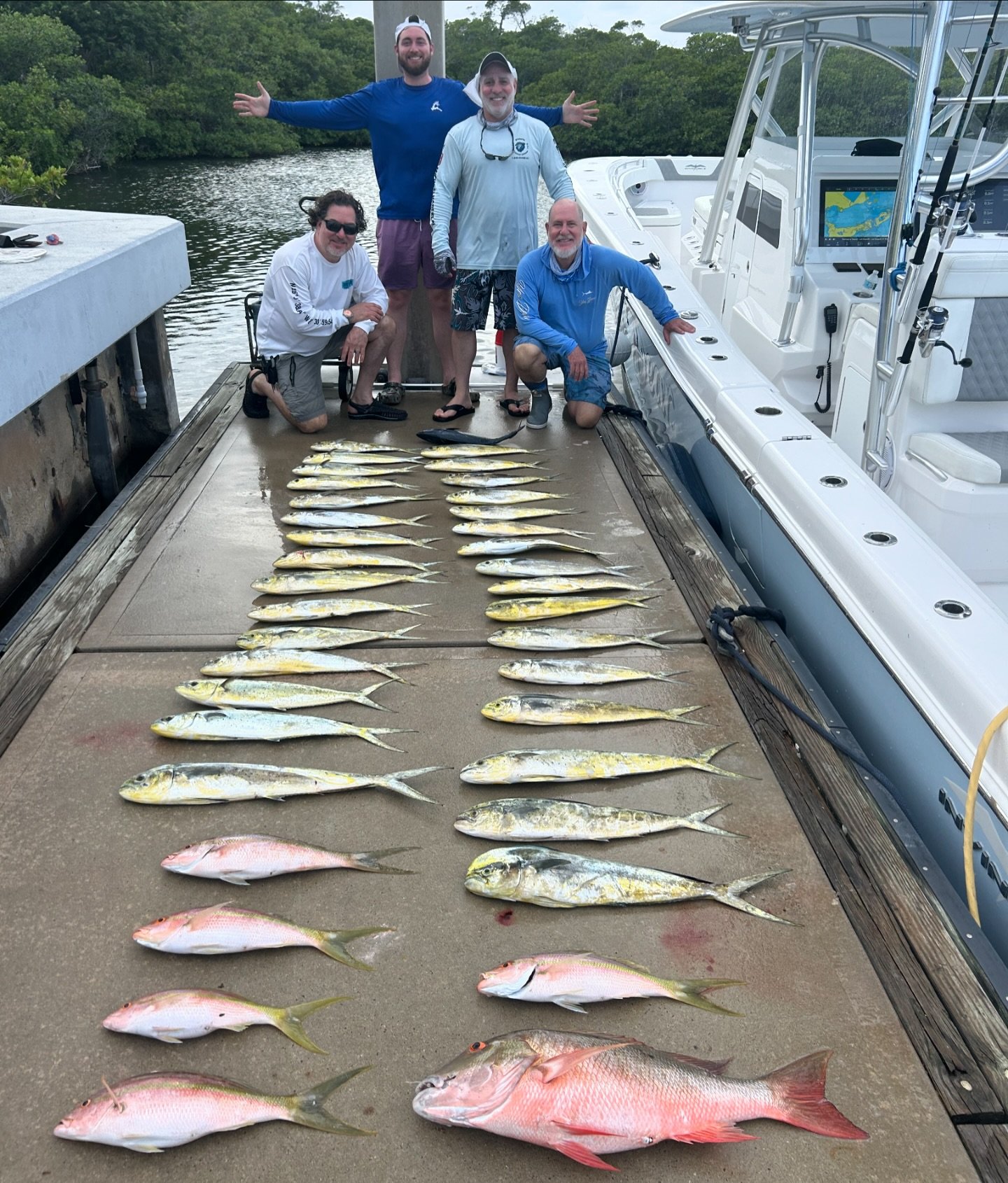 30 mahi, extra large yellowtails and mutton snapper today with @reef_patch #oceanreefclub #oceanreef #keylargo #fishwithtucker #fishwhisperercharters