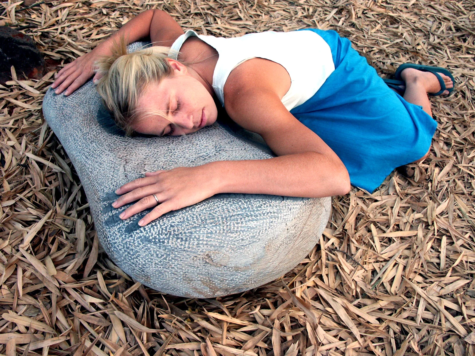rock pillow 5.jpg