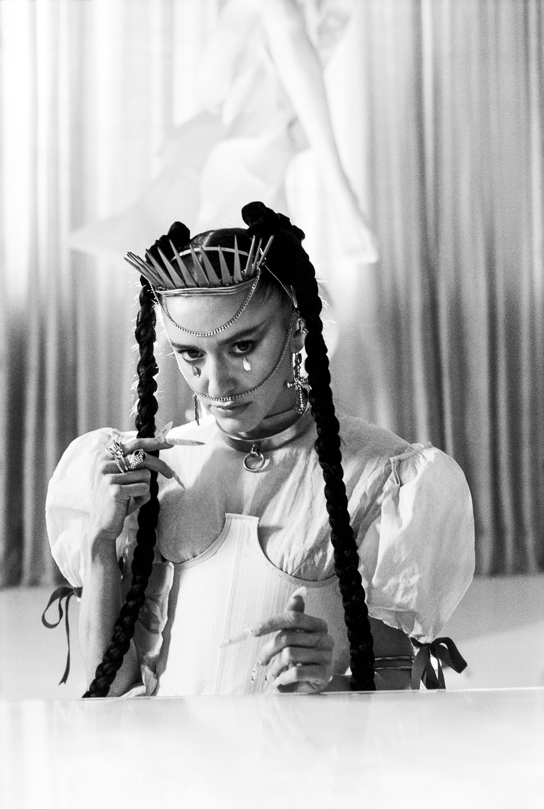 9 AGNES Bite Video on set photograpy Begum Yetis.jpg
