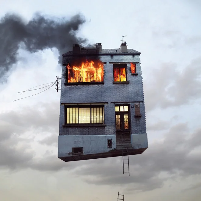 flyinghouses_01.jpg