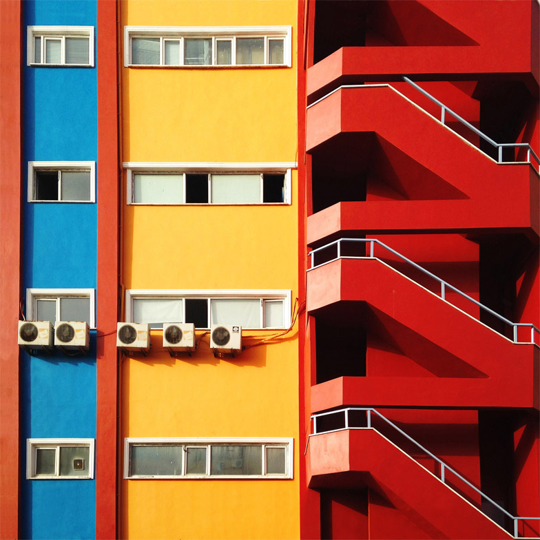 Istanbul-Turkey-photographs-Yener-Torun_dezeen_784_25.jpg