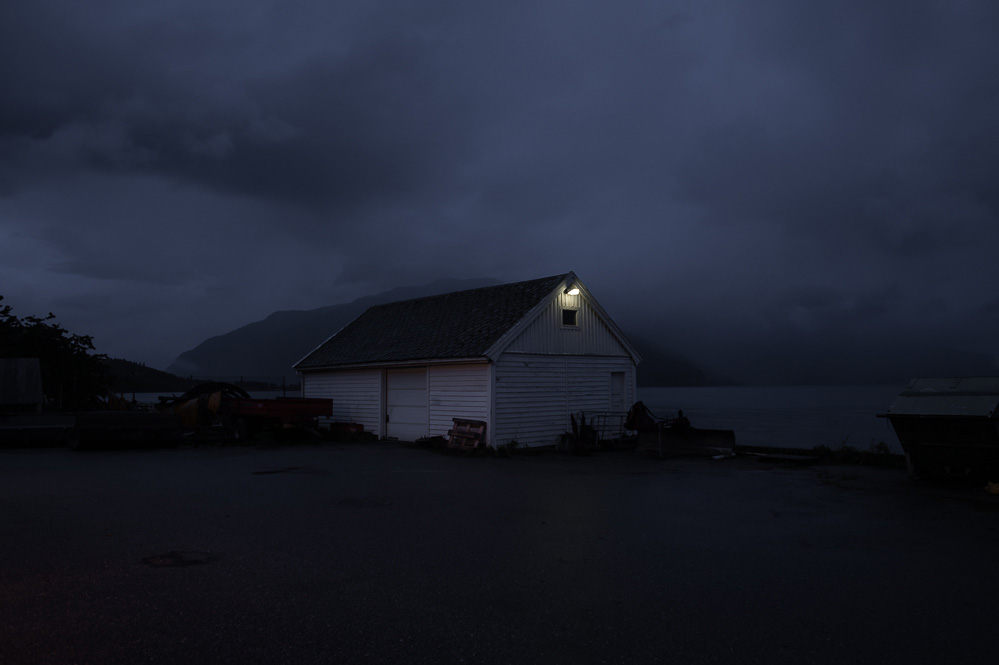 JulienMauve-AfterLightsOut-15.jpg