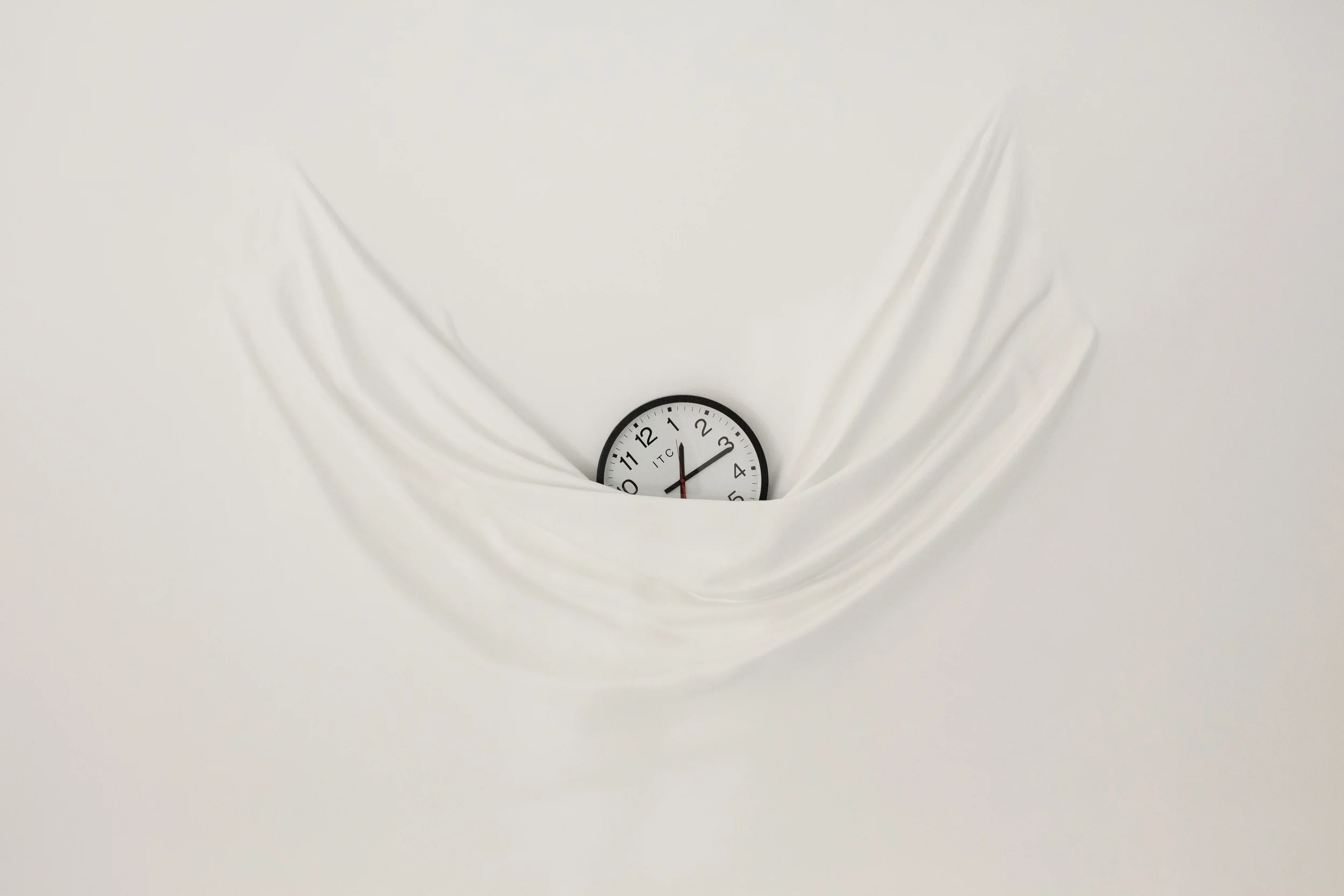Falling.Clock.2.jpg