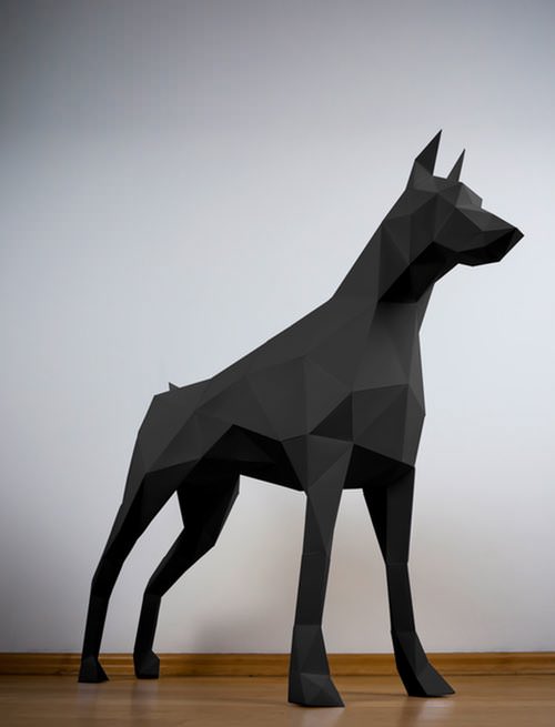 Dobermann-Papertrophy-schwarz-low-poly-animal-Dobermann.jpg