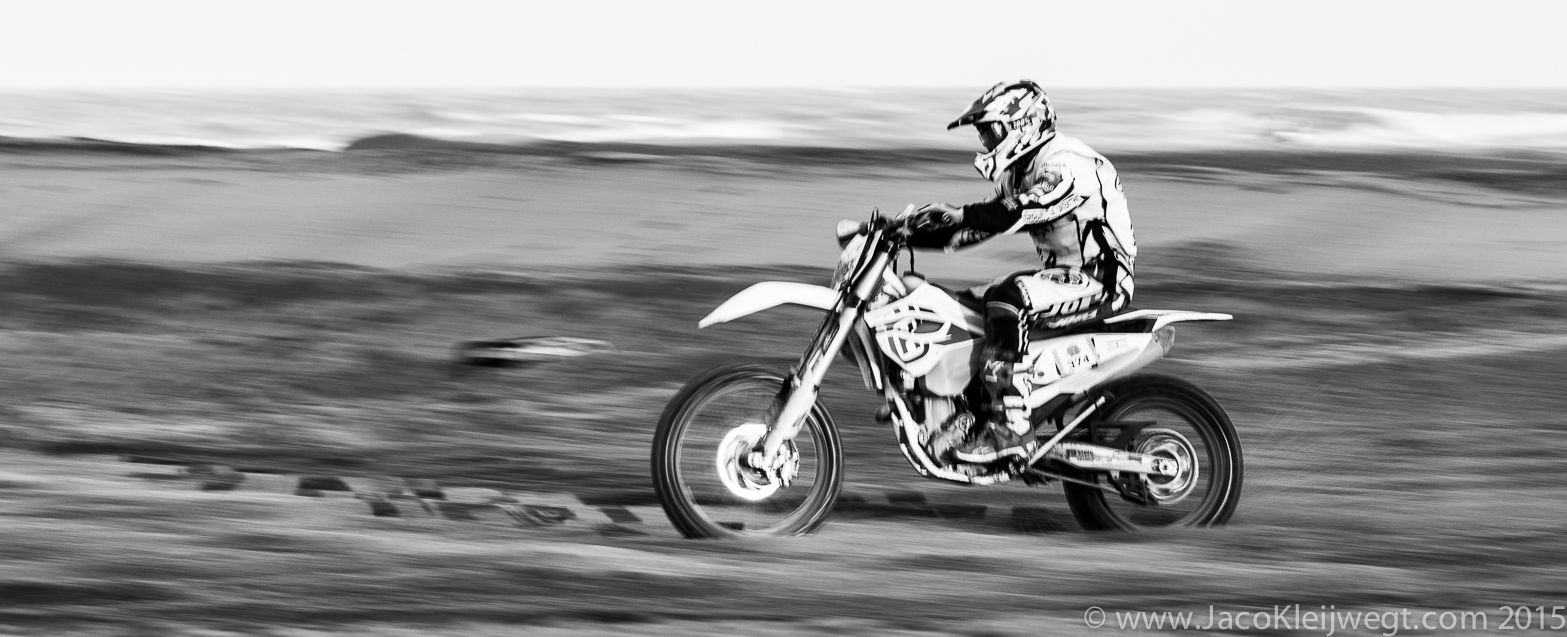 20150001Panning B&W 2.jpg