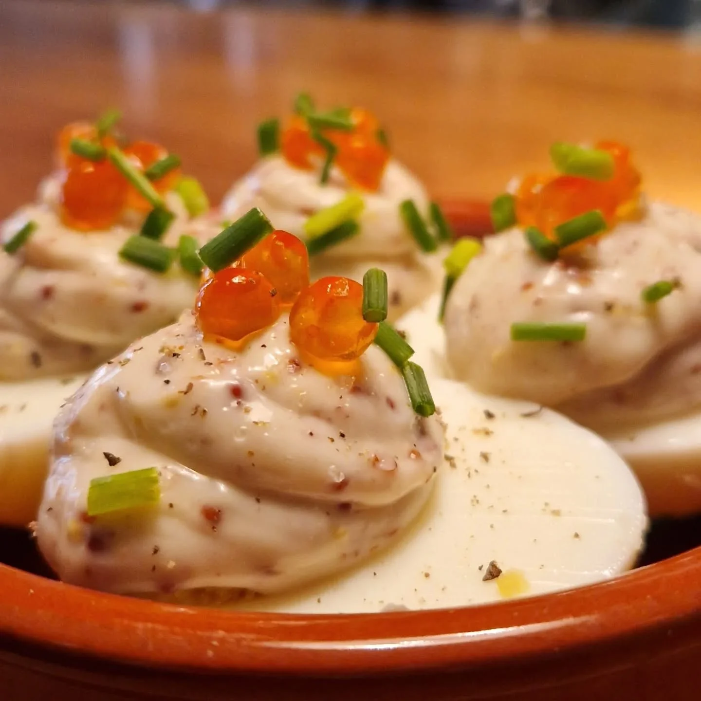 - Oeufs mayonnaise aux graines de moutarde, &oelig;ufs de saumon
- Abricots r&ocirc;tis, glace vanille, chantilly maison

Le Ballon Rouge mar - sam / 19h - 00h30

#baravinparis #biodynamie #vinnature #cuisinemaison #mardiausamedi #bieresartisanales @