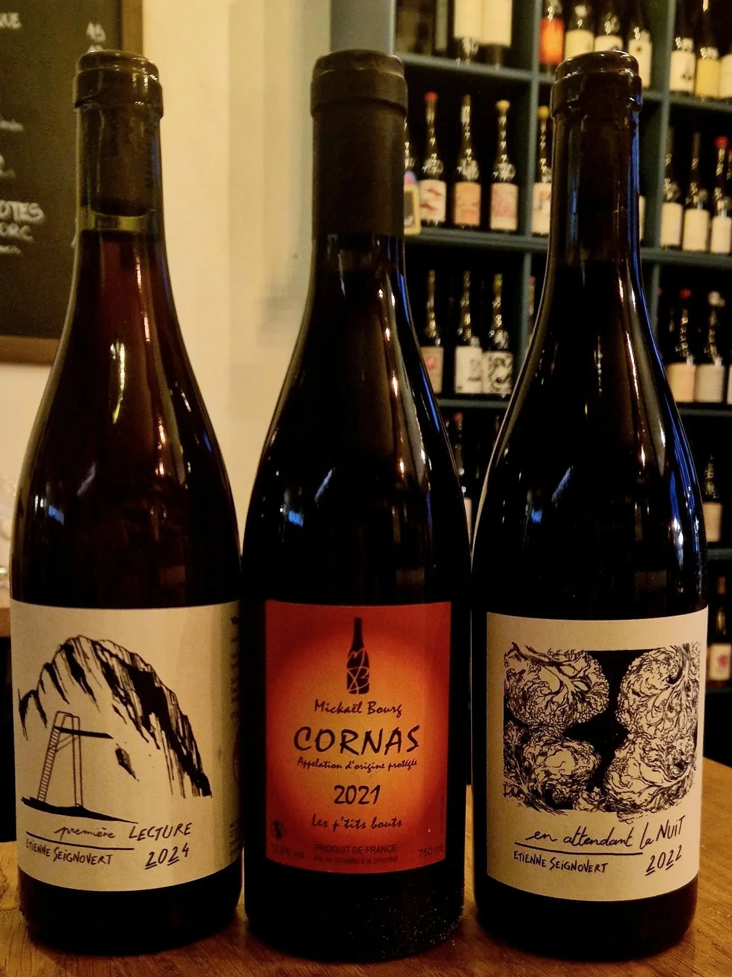 Arrivage rhodanien

@etienneseignovert 
@mickaelbourg
@domainedelorient 
@eymintichoux 

#vinsnatures #rhone #baravinparis 
@lacaveduballonrouge