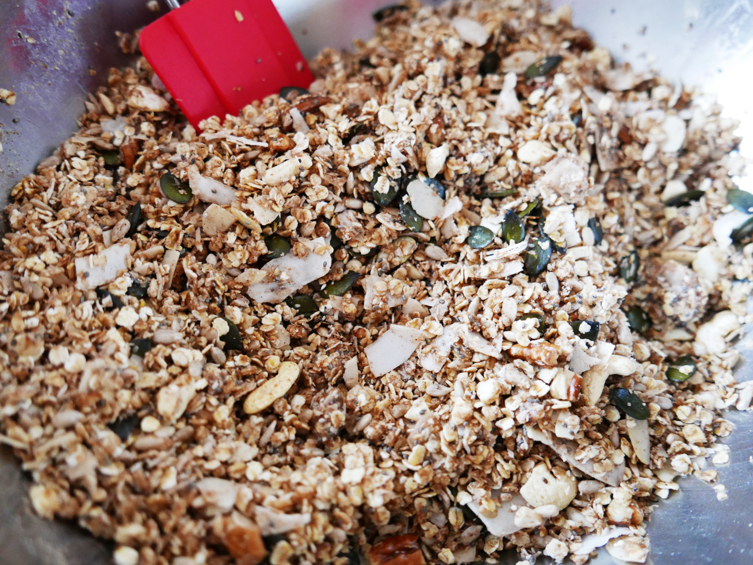 making-healthy-granola-crunch.png
