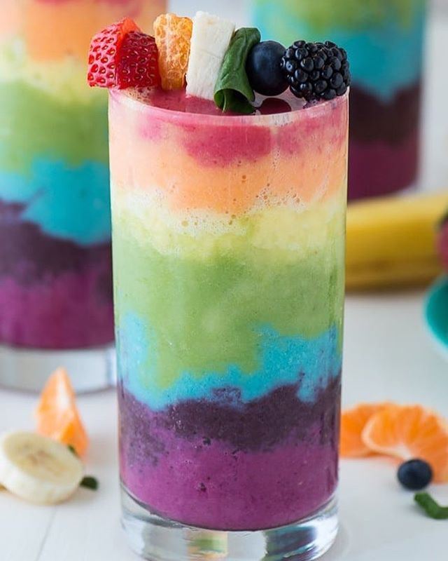 Come celebrate PRIDE with us and try our rainbow smoothie! 🌈 ❤️💛💚💙💜🌈#pride #rainbow #lgbtq #spooning #acai #healthyfood #pridemonth #lapride #love #lovewins #loveislove