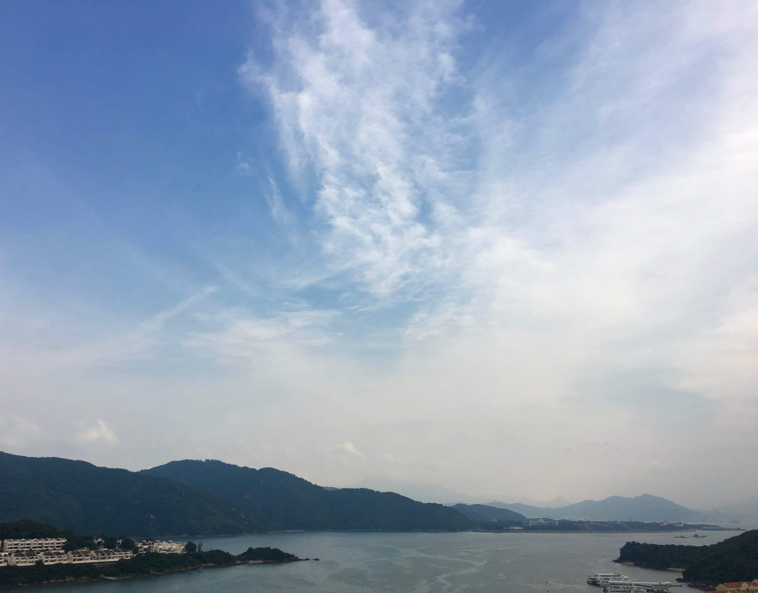 Hong Kong-Blue Skies-.jpg