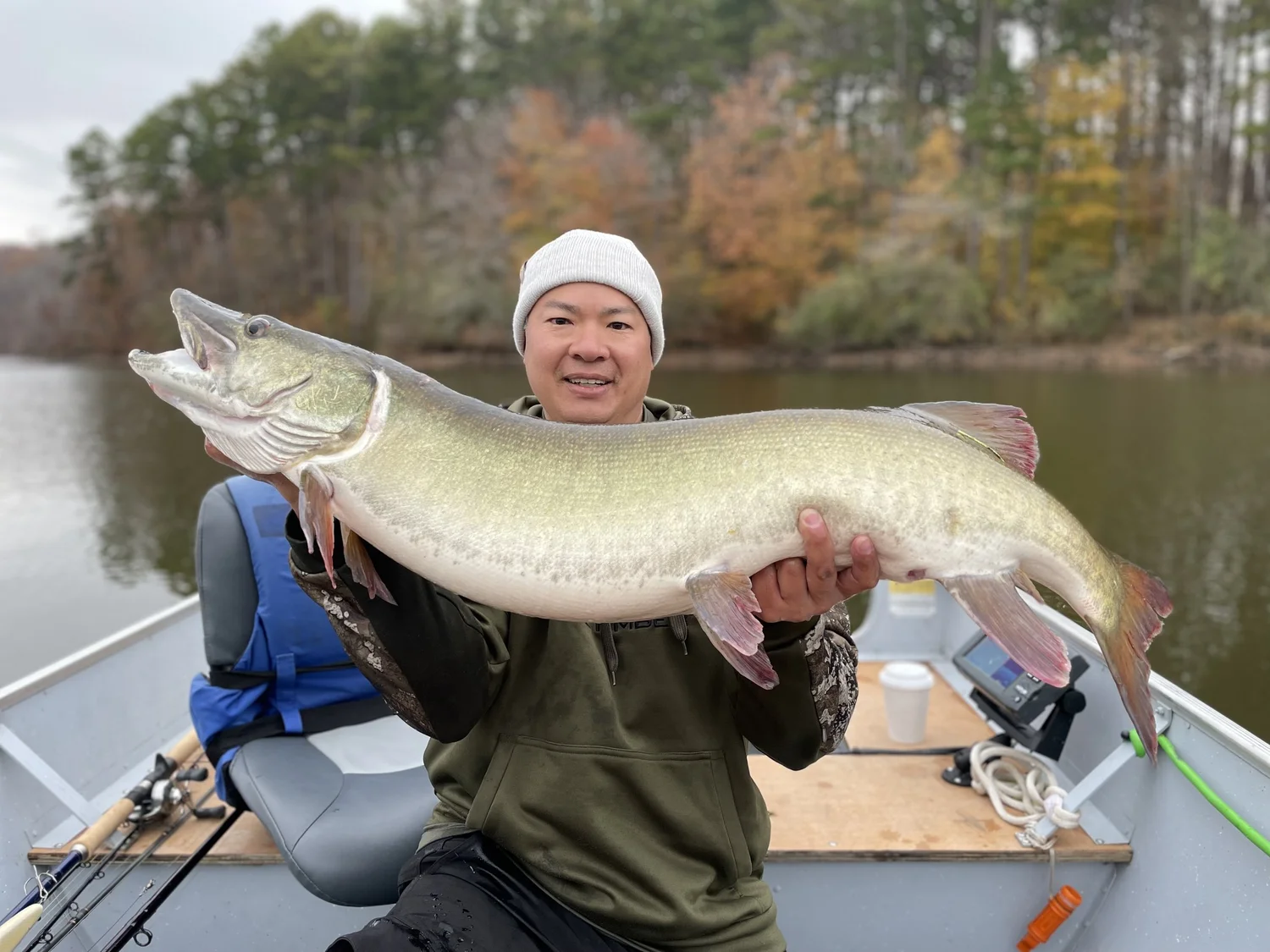 Fishing Guide Trips — Shawnee Expeditions Lake Kinkaid Muskie Guide