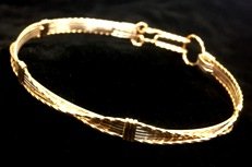 CRISS-CROSS BANGLE BRACELET