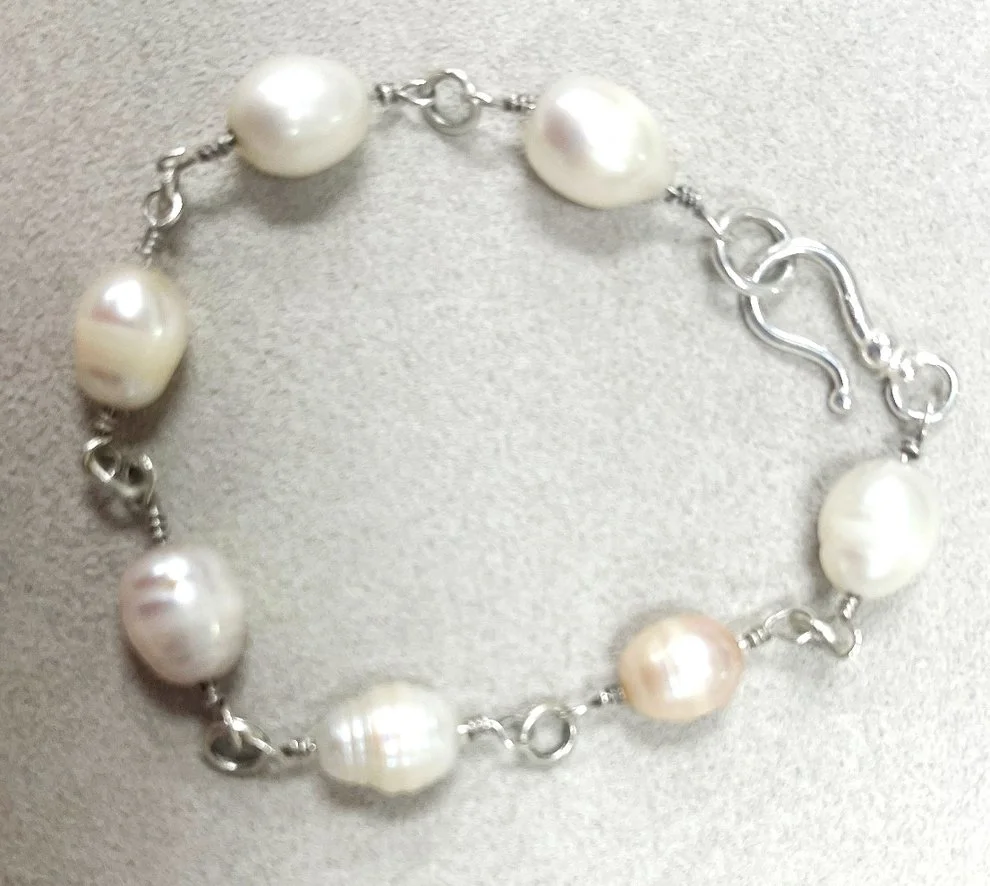 LINKED BRACELET