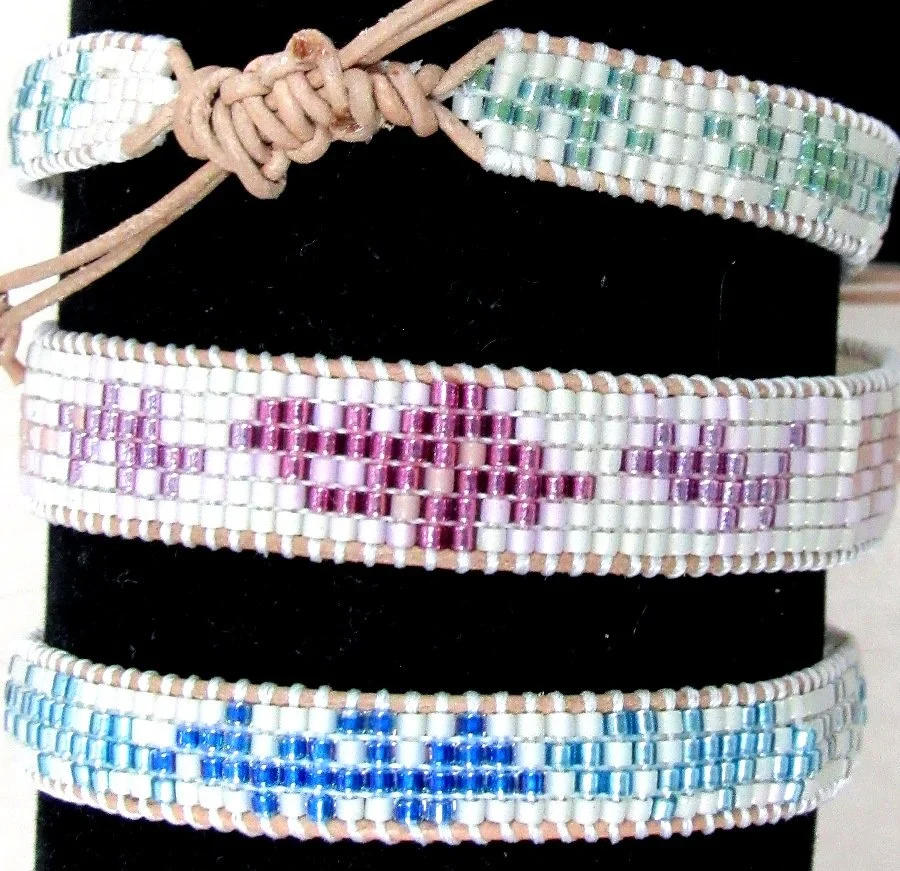 ADJUSTABLE LOOMWORK BRACELET