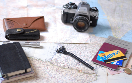 TravelRazorWithTravelEssentials - 560wide.JPG