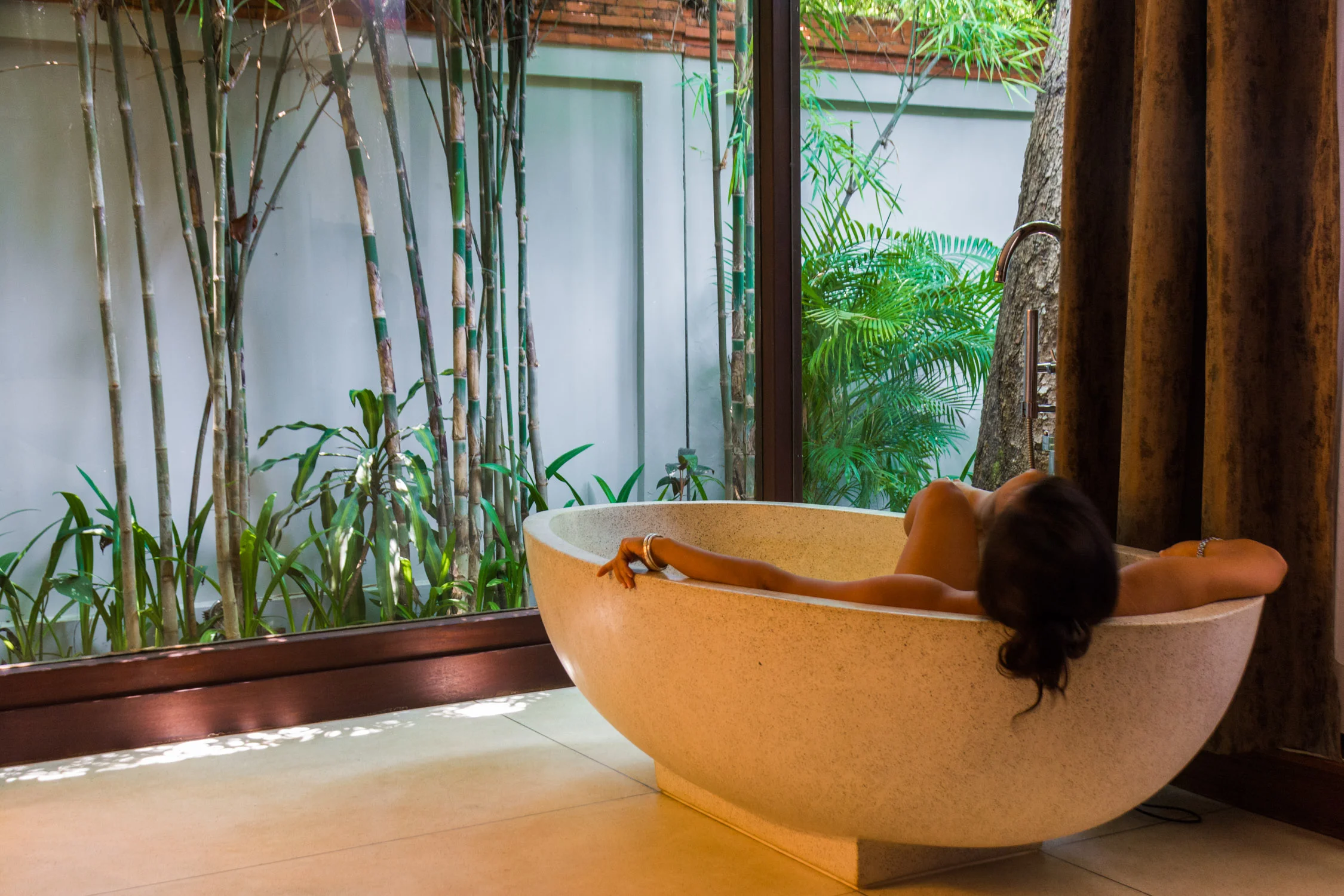 Heritage Suites: Tropical Boutique Hotel in Siem Reap