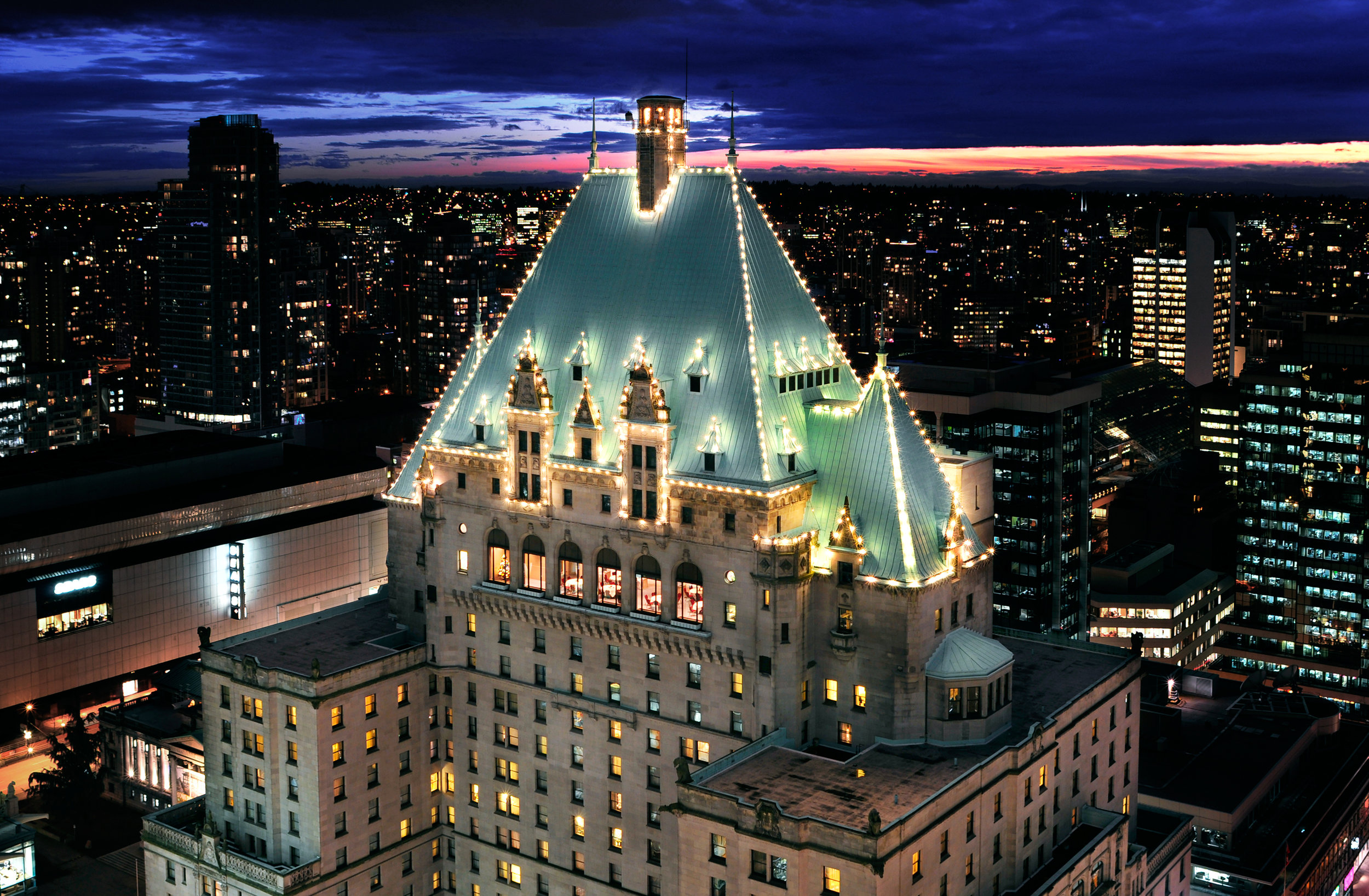 visit vancouver hotels