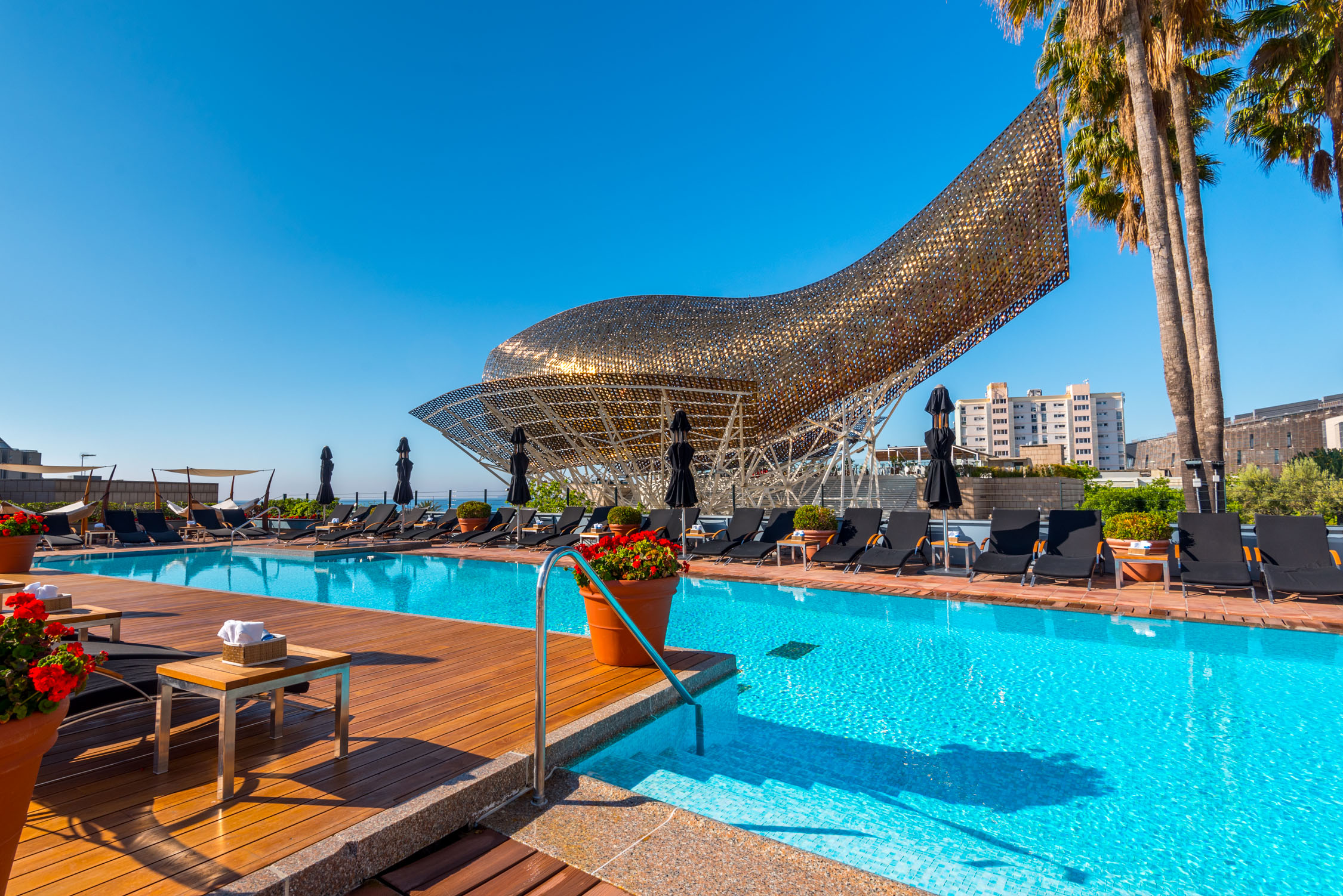 Hotel Arts, Ritz Carlton: A Luxury Barcelona Experience — No Destinations