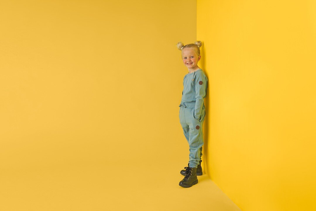 Colorpop 🧡💛💚💙💜

Fargerike bilder med energi! Passer like godt til sm&aring; og store barn. Har et lite utvalg kl&aelig;r til utl&aring;n.

#colorpop #julegave #julegavetips #julegaveide #barnefotografering #babyfotografering #fotografisarpsborg 