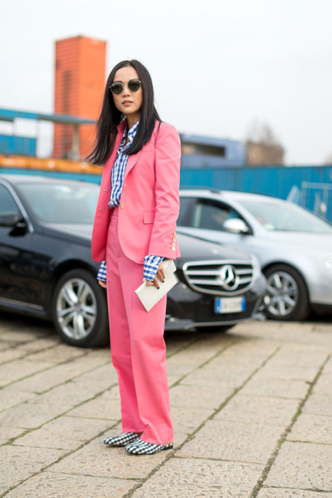 pink-street-style-mfw-2016-day1-12.jpg