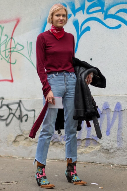 red-mfw-fw16-street-style-day-3-12.jpg