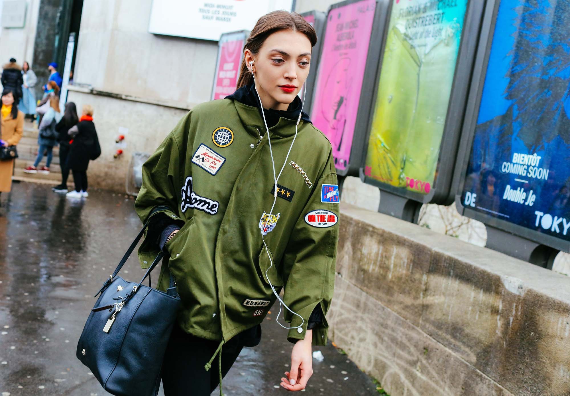 06-fw-street-style-day-1-fw16.jpg
