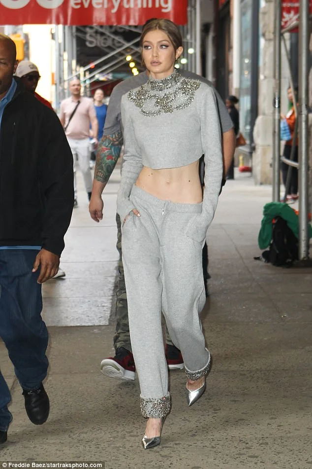 bella hadid low rise jeans