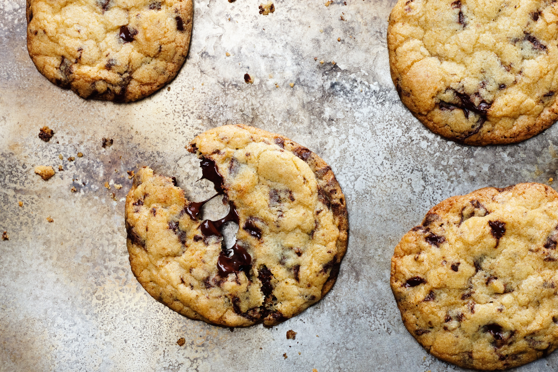 EP_02052016_chocolatechipcookies_closeup_1.jpg